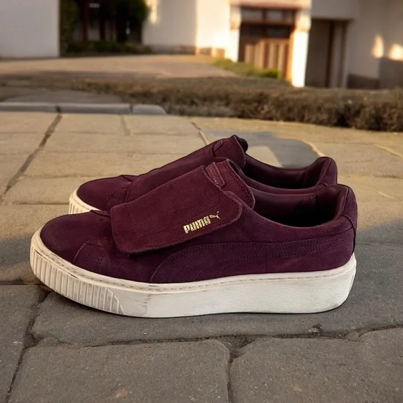 Purple Plum Colored Suede Velcro Pumas Women’s size 9 - Picture 5 of 14